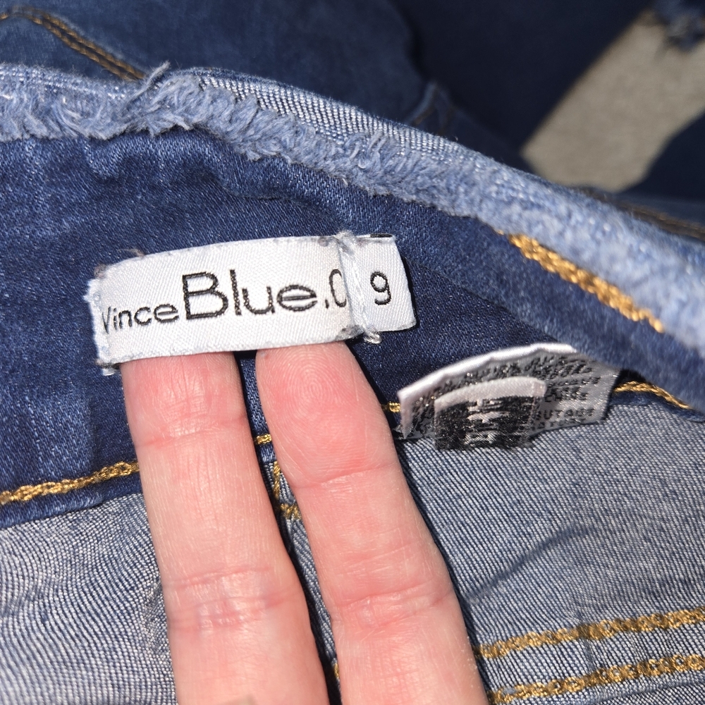 Vince Blue Co Women's 9 Raw Hem Distressed Jeans - Picture 8 of 14